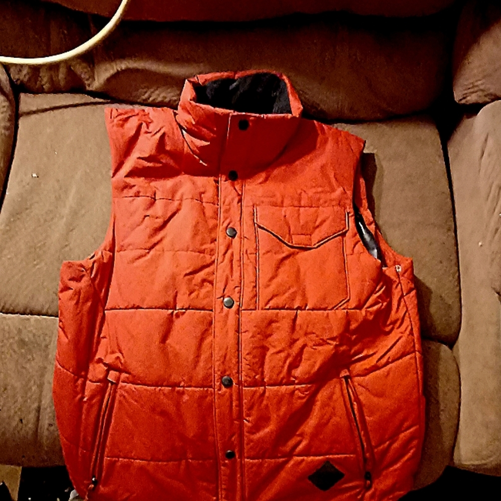 North face vest coat red size men's medium like new